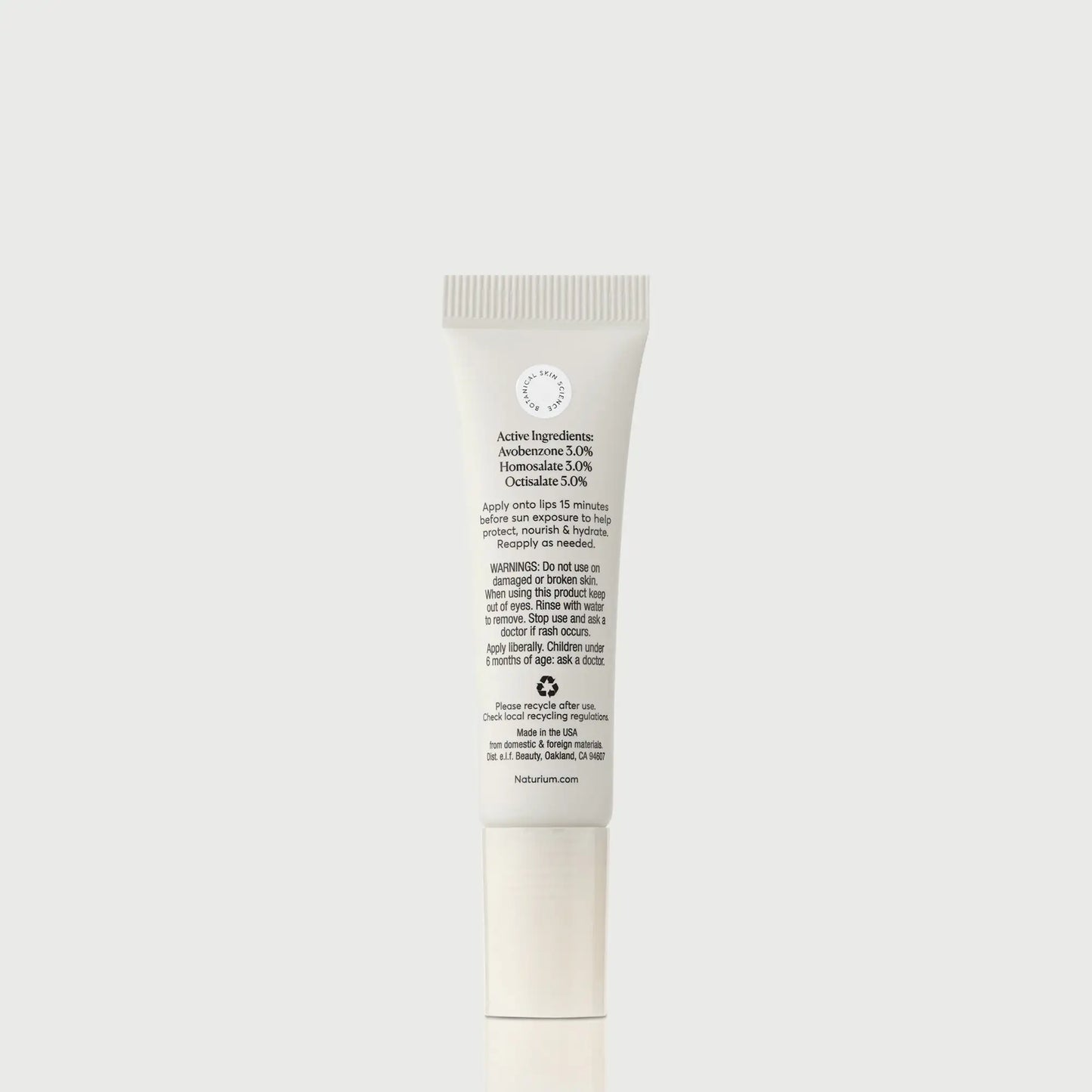 phyto-glow-lip-balm-spf-45-clear-u3 NATR-10124_PhytoGlow_SPF_Clear_primary_capon_back_bonebkgd_1.webp
