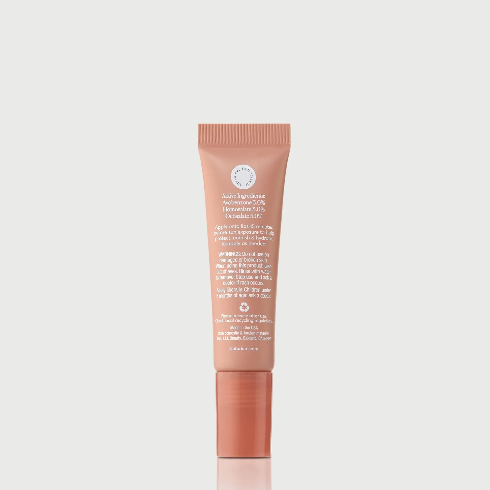 phyto-glow-lip-balm-spf-45-getaway-p7 NATR-10126_PhytoGlow_SPF_Getaway_primary_capon_back_bonebkgd_1.webp